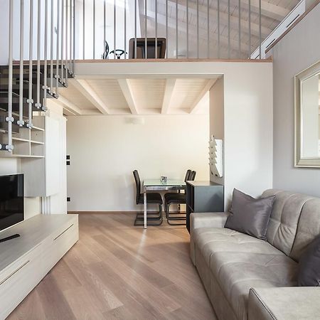 Sant'Orsola Suites Apartments Болонья Екстер'єр фото