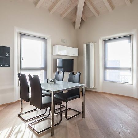 Sant'Orsola Suites Apartments Болонья Екстер'єр фото