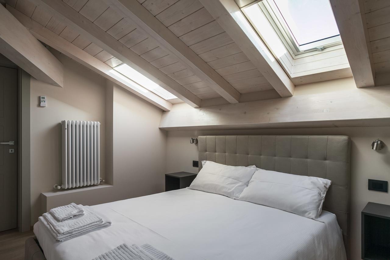 Sant'Orsola Suites Apartments Болонья Екстер'єр фото